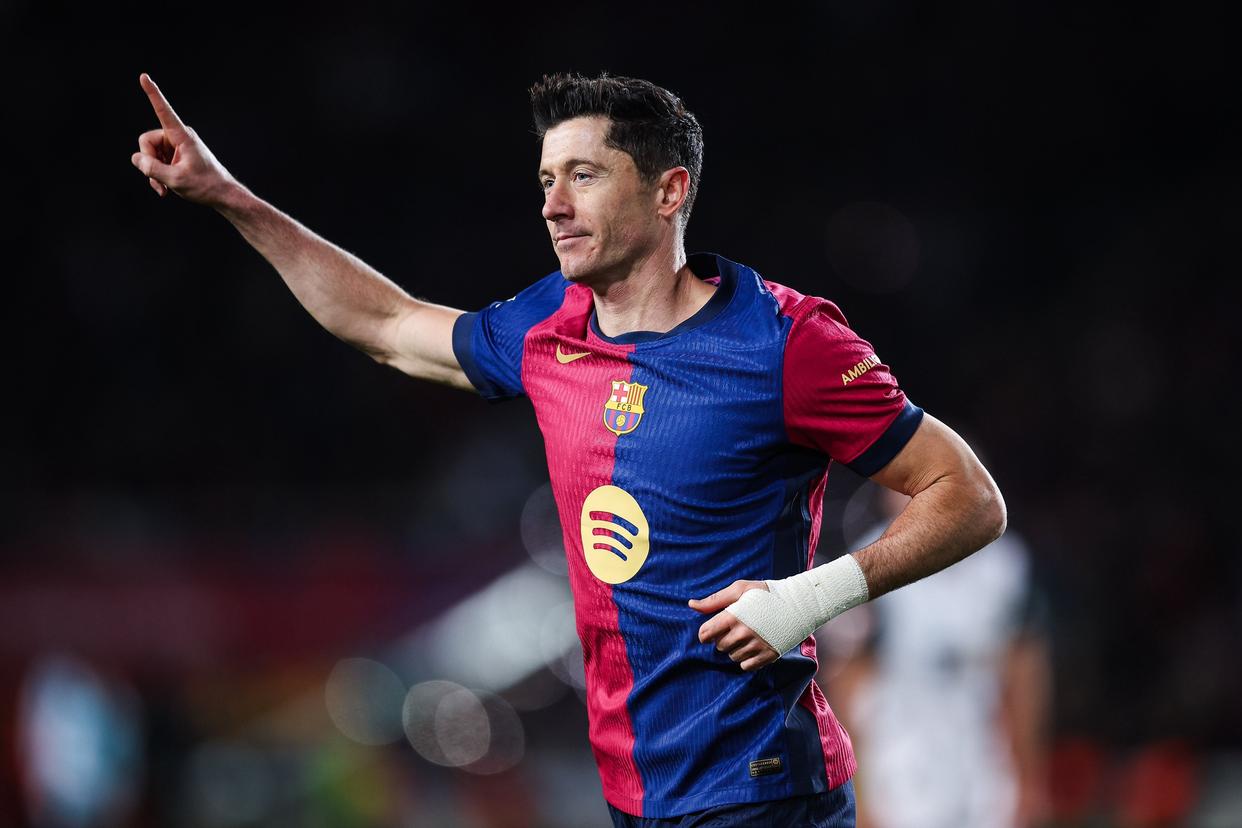 爱游戏官网-莱万多夫斯基连续十五场比赛得分超过爆冷，皇家马德里挑战极限！-爱游戏官网