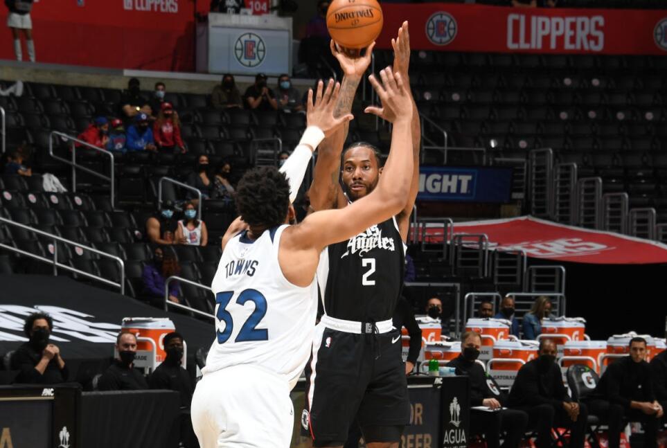 爱游戏官网-湖人队防守崩盘，惨遭对手狂轰猛炸，软件为了结果生产.的简单介绍-爱游戏官网